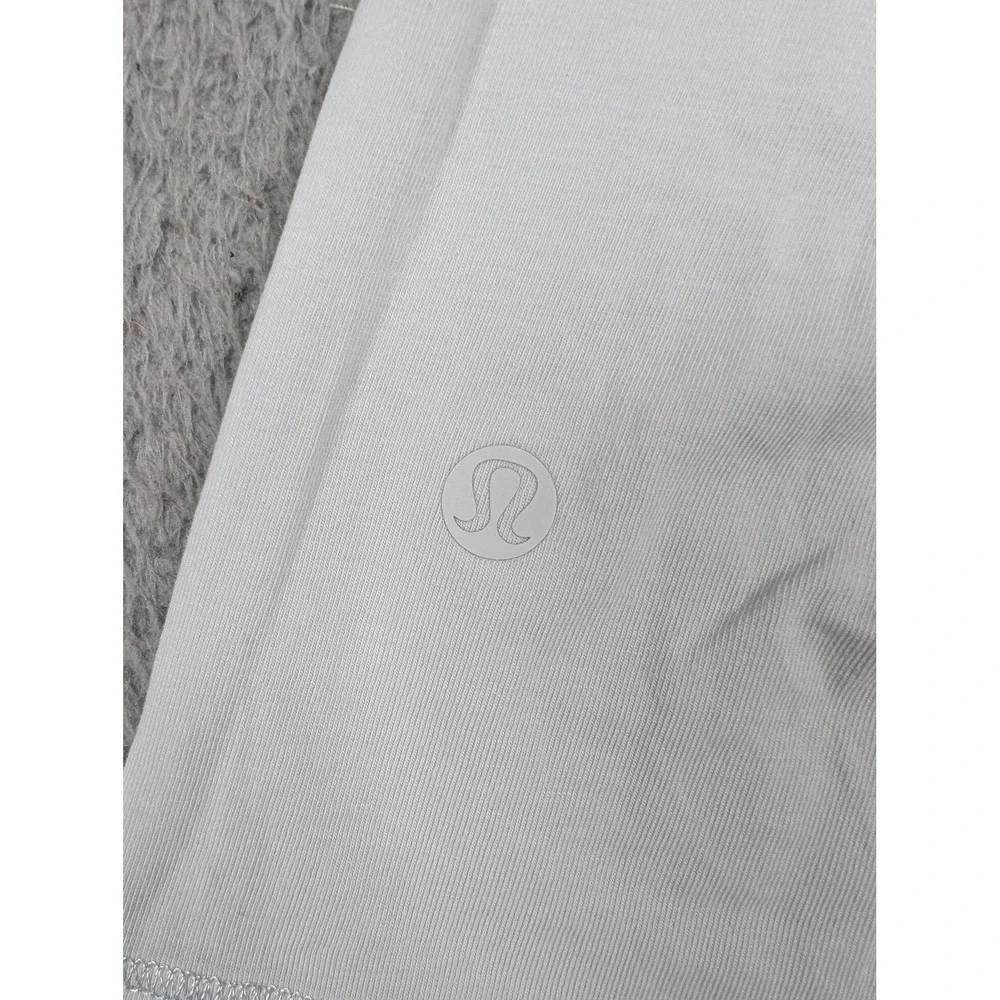 Lululemon Tank Top Womens 2 Light Gray Pima Cotton Twist Back‎ Open Split Yoga